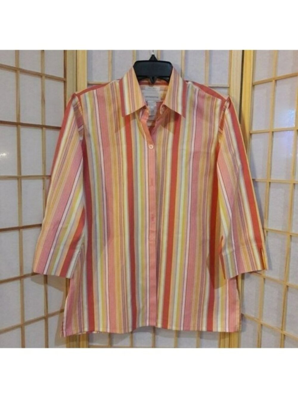 Liz Claiborne Non Iron Striped Shirt Blouse Sz 4